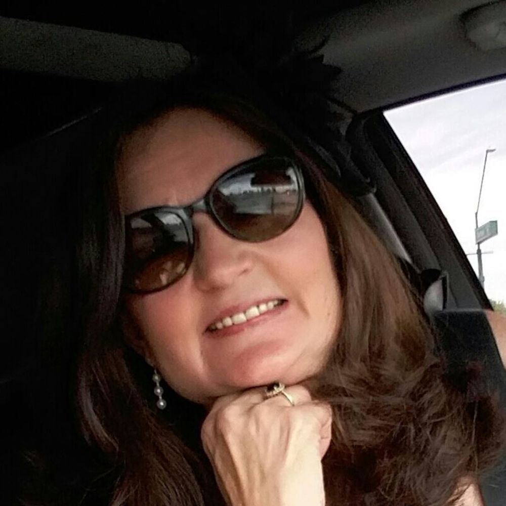 Meet your Posher, Marci.